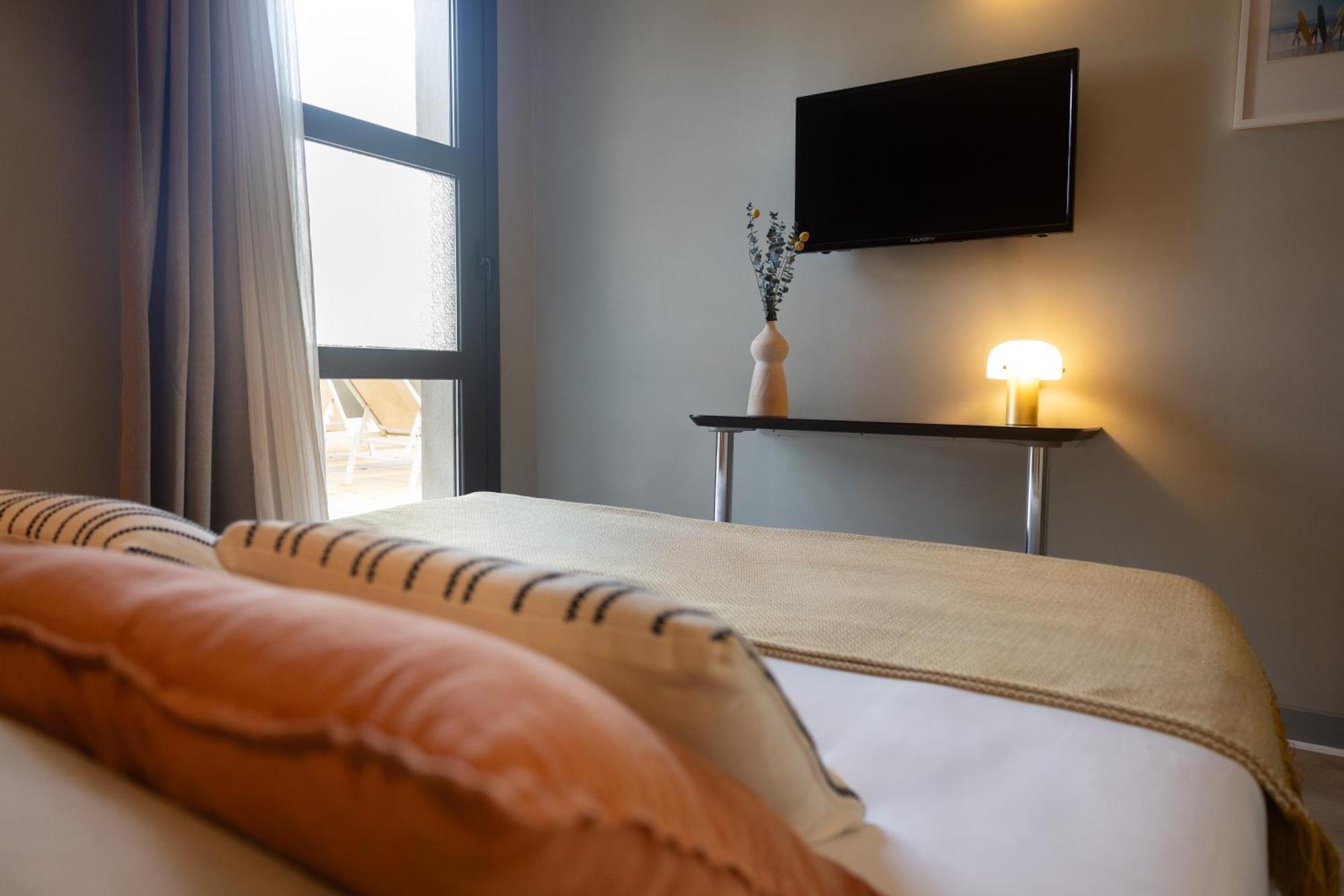 Hotel Canal Mortes 3*