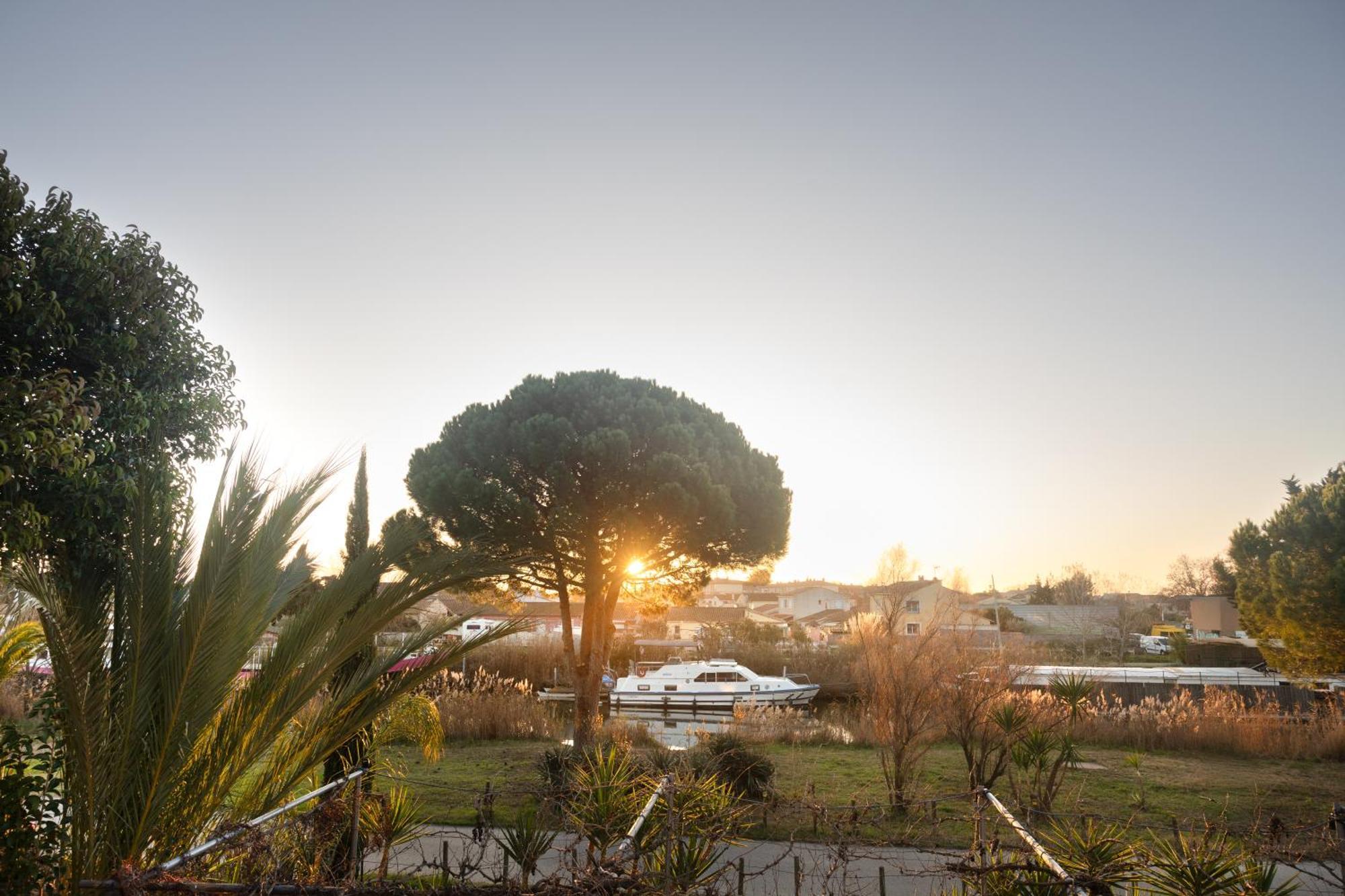 Hotel Canal Mortes 3*