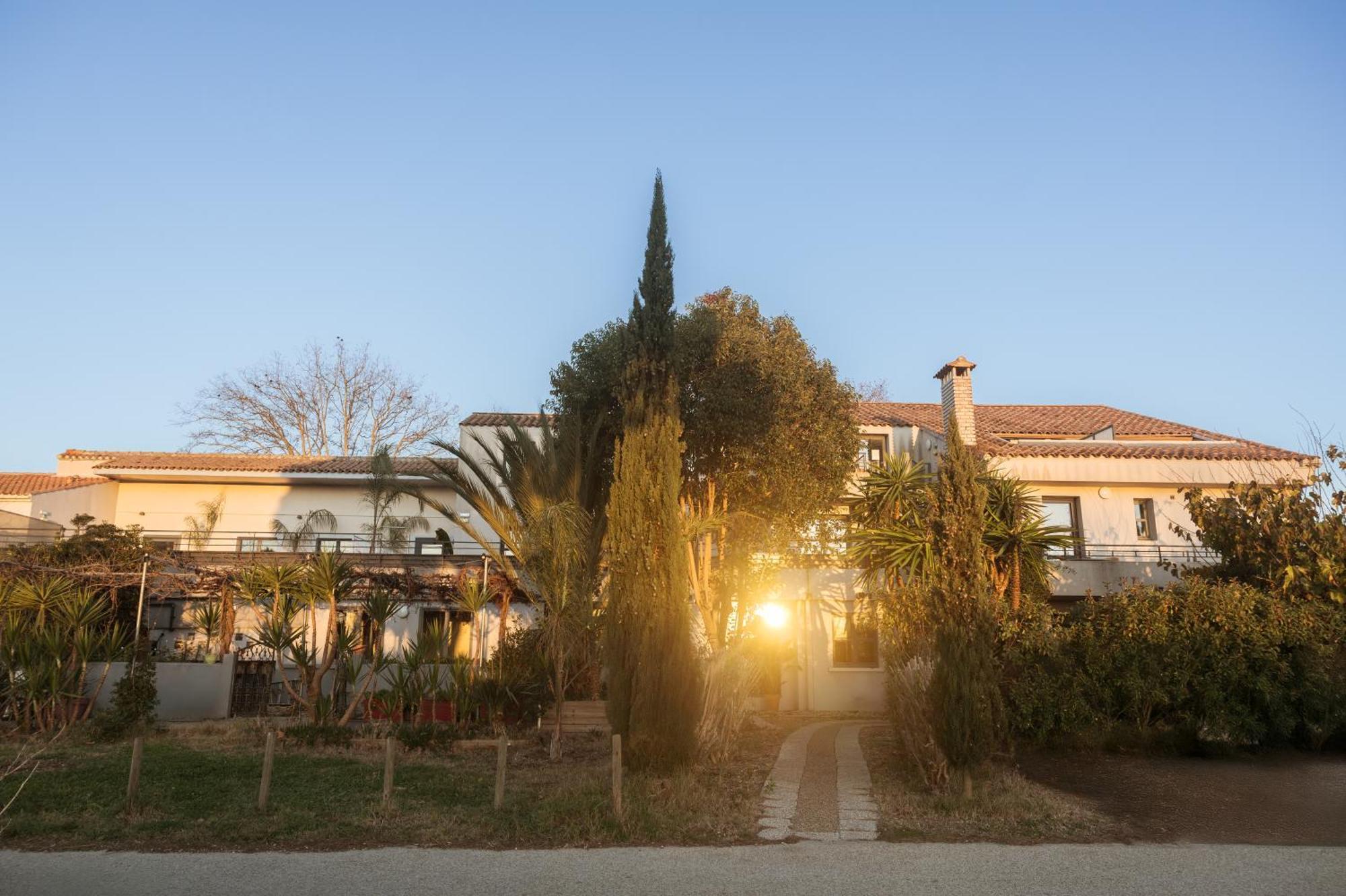 Canal Mortes 3* Aigues-Mortes