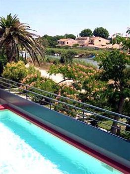 Canal Mortes Hotel Aigues-Mortes